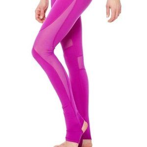 ALO HW Coast Leggings, Excellent condition!